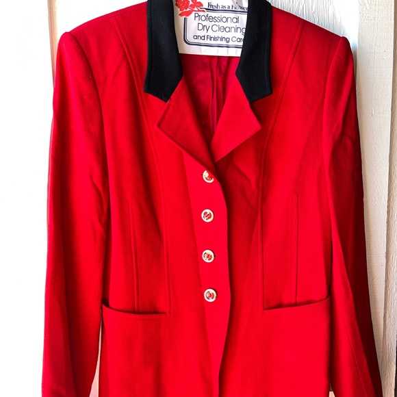 Albert Nipon Vintage 1980 red suit Jacket and skirt - Picture 1 of 7